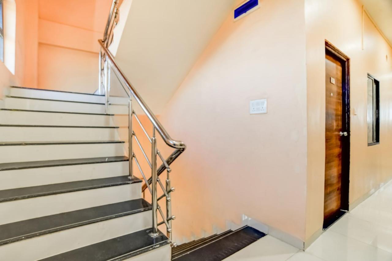 Spot On 76764 Hotel Lux Indore Exterior photo