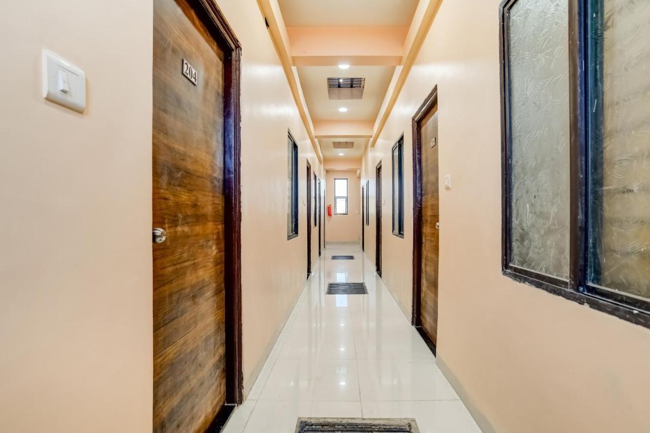 Spot On 76764 Hotel Lux Indore Exterior photo