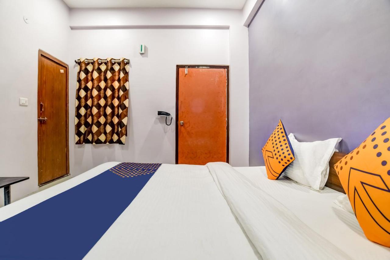 Spot On 76764 Hotel Lux Indore Exterior photo