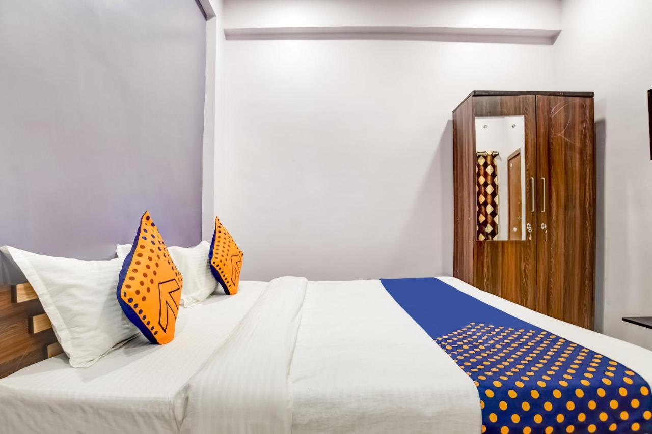 Spot On 76764 Hotel Lux Indore Exterior photo